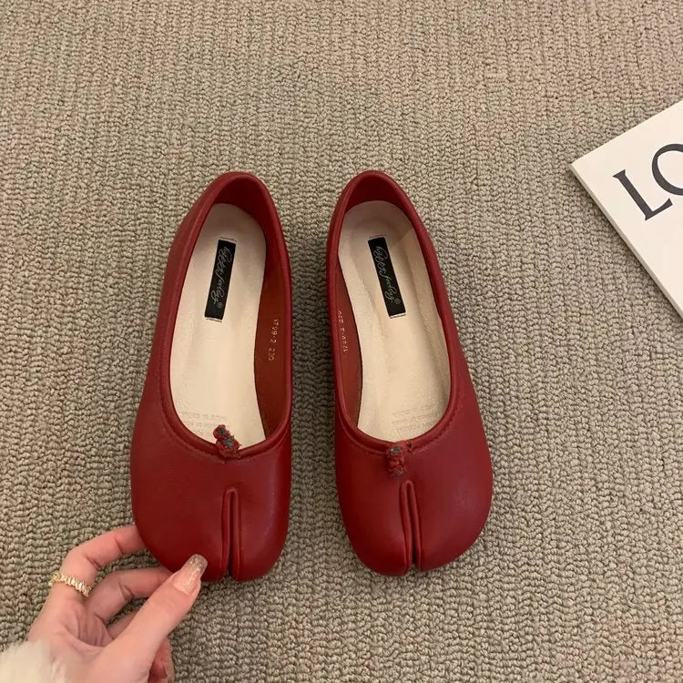 Korean Style Horse-Shoe Split-Toe Women's Shallow Mouth Single Shoes New Slip-On Pig's Trotters Versatile Grandma Flat Loafers