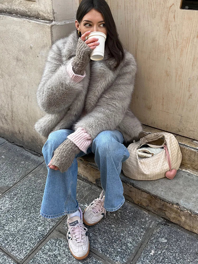 Faux Fur Cropped Jacket For Women Coats Thick Warm Soft Jackets Women 2025 Long Sleeve Casual Winter Coat In New Outerwear