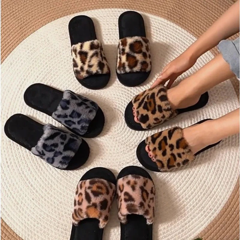 2025 Winter Warm Fluffy Furry Leopard Slippers Women Lightweight Flat Heels Fur Slides Couples Indoor Floor Comfortable Sandals